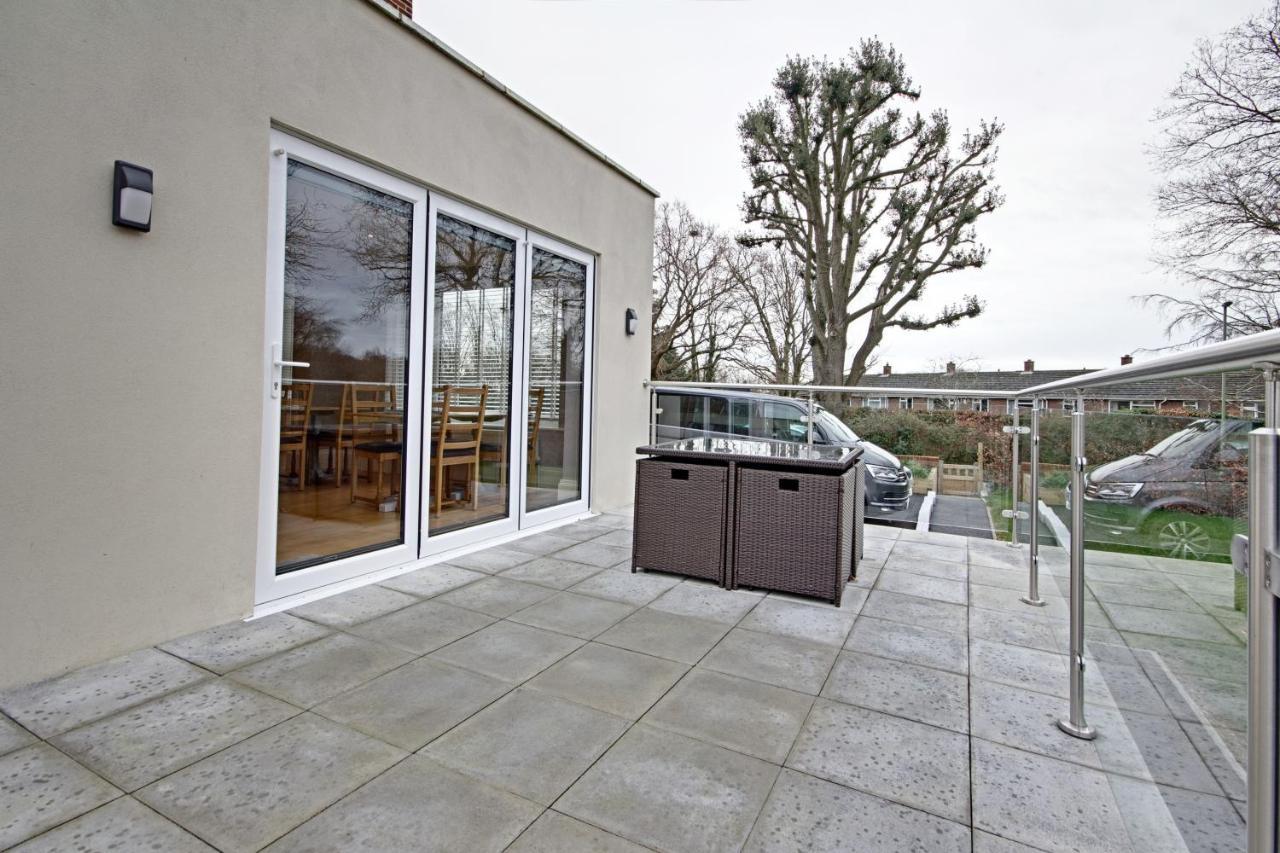 Highfield Bed & Breakfast Lymington Exterior photo