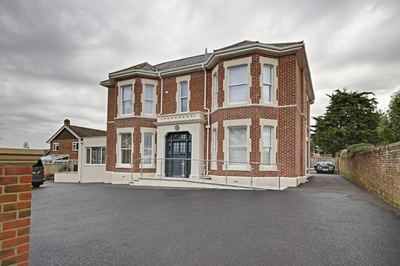 Highfield Bed & Breakfast Lymington Exterior photo